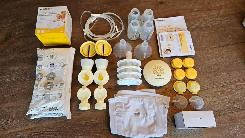 Medela Swing Maxi Flex borstkolf met extra toebehoren, Kinderen en Baby's, Babyvoeding en Toebehoren, Gebruikt, Borstkolf, Ophalen of Verzenden