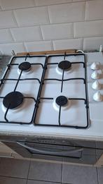 4 pits gasstel, Zo goed als nieuw, Gas, Vrijstaand, 4 kookzones