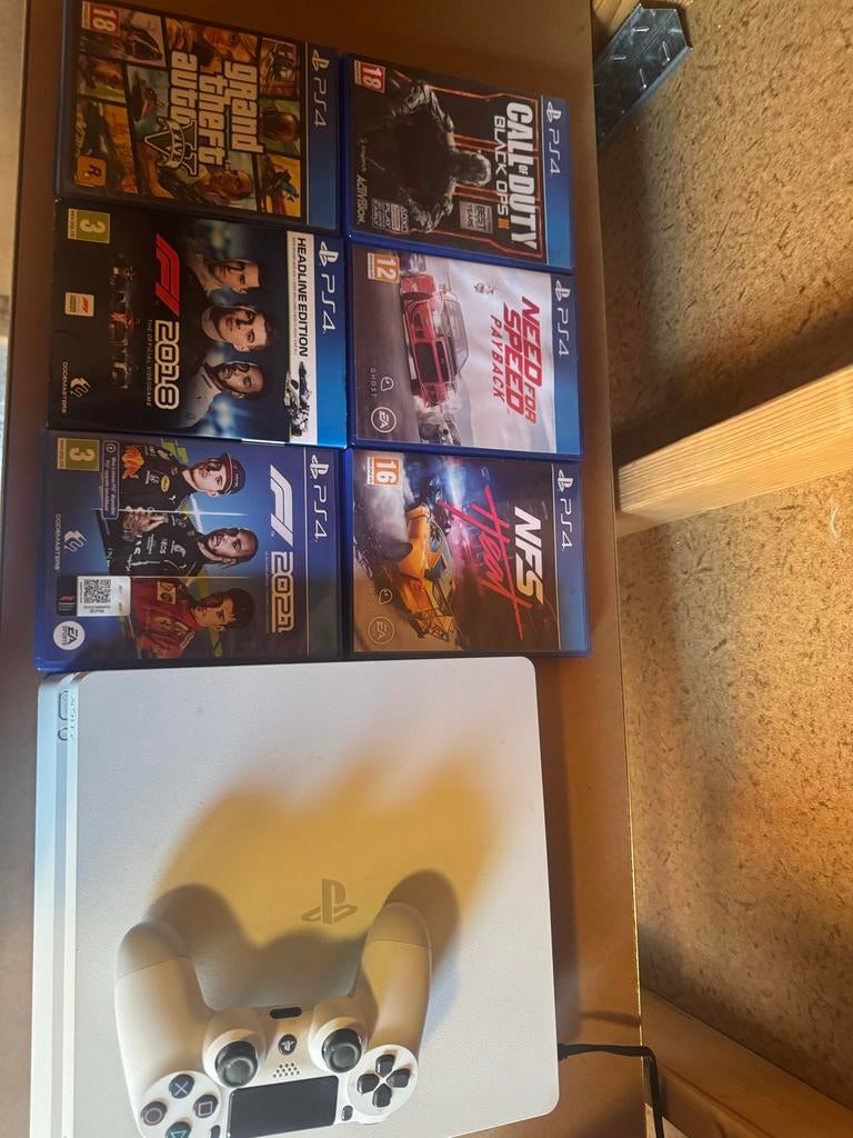 Playstation 4 500GB + 6 spellen + 1 controller, Ophalen of Verzenden, Gebruikt