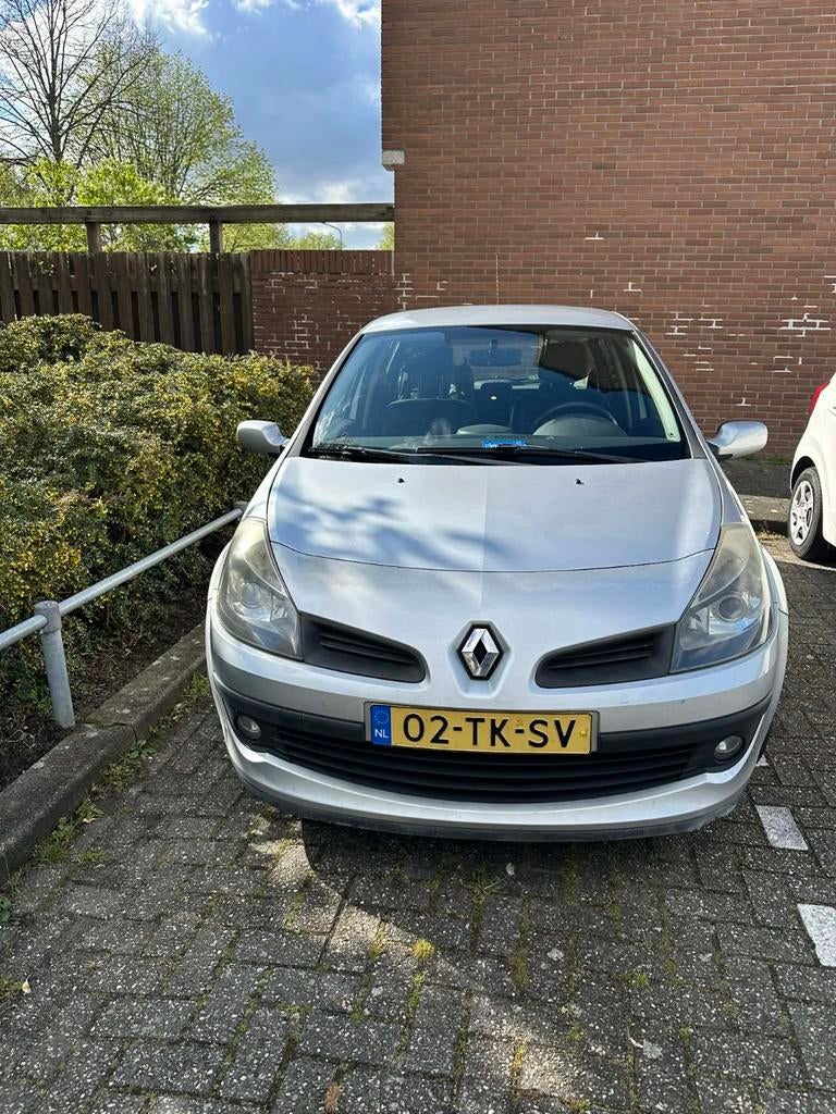 Renault Clio Airco,4deurs100% motorisch!!!! Lees text!!!!, Auto's, Voorwielaandrijving, 4 cilinders, 1200 kg, Handgeschakeld