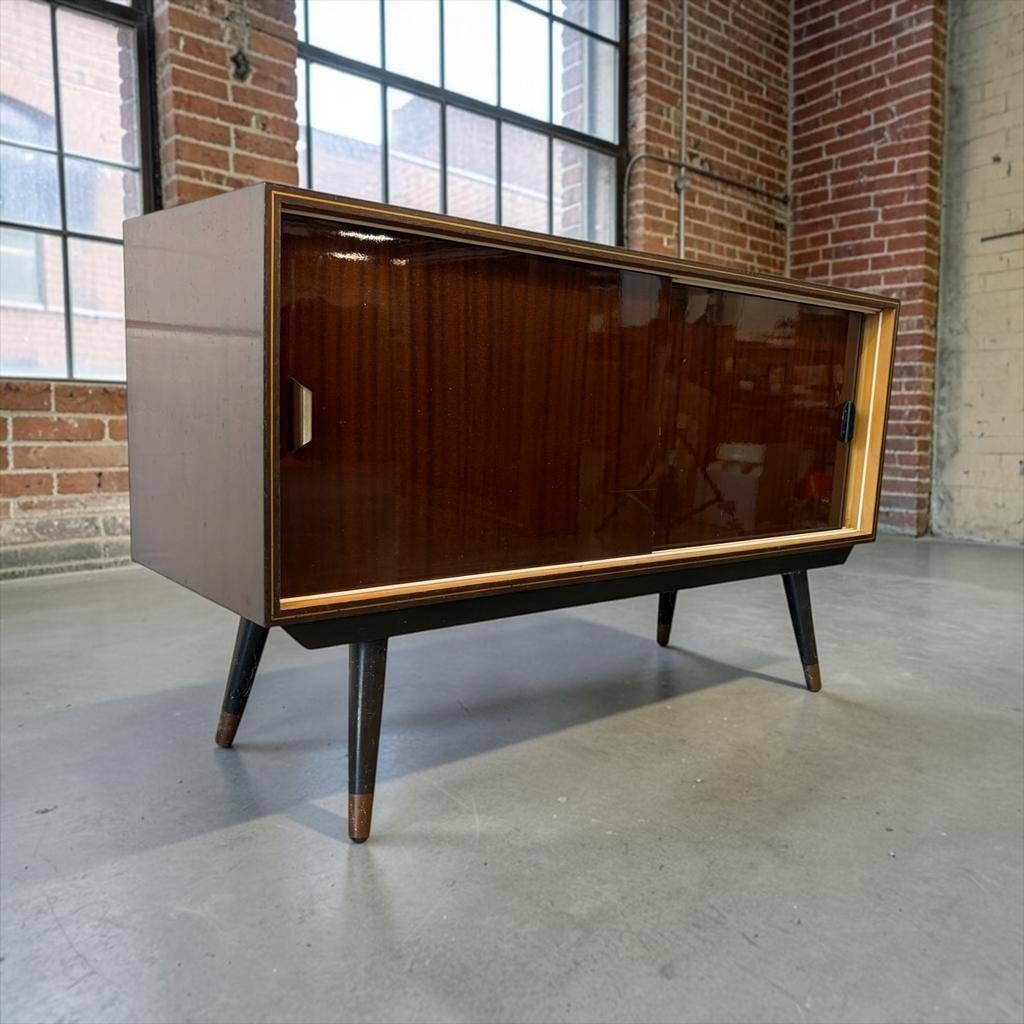 vintage donker houten kastje/ commode / tv meubel, Ophalen, Gebruikt, 50 tot 70 cm, 100 cm of meer