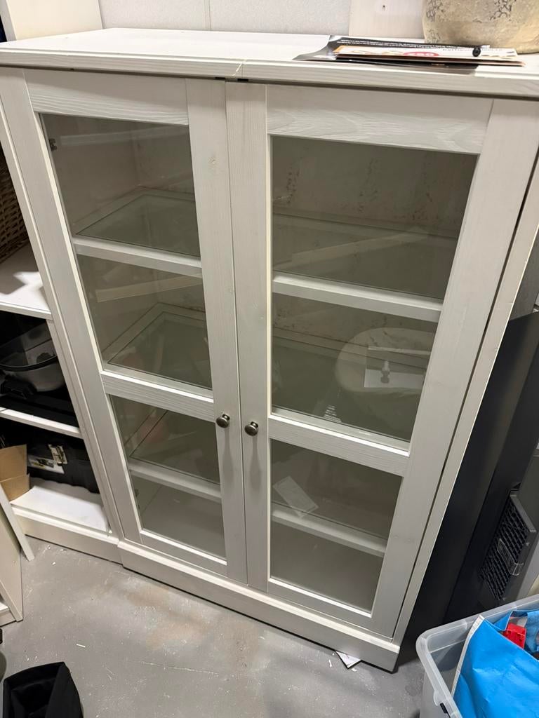 Ikea Havsta Vitrinekast met plint, Huis en Inrichting, Kasten | Vitrinekasten, Ophalen, Gebruikt, 50 tot 100 cm, Glas
