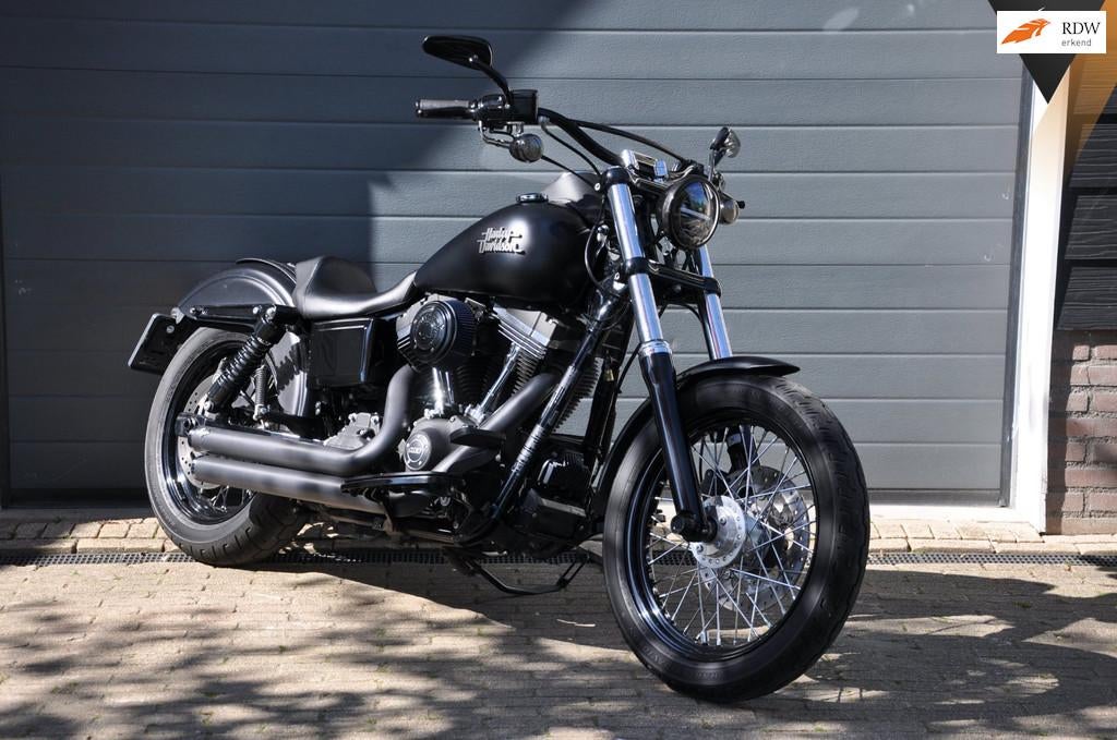 Harley Davidson Dyna Street Bob 103 FXDBP Leuk uitgevoerd !, Motoren, 1688 cc, Chopper, Bedrijf, Meer dan 35 kW