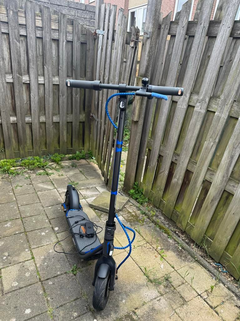 Ninebot F2 Elektrische Step - Goede Staat met Oplader, Ophalen, Gebruikt, Elektrische step (E-scooter)