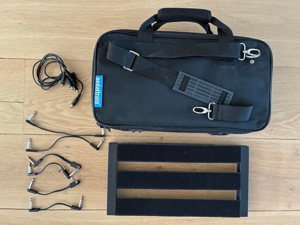 Pedaltrain Metro 16 & EBS patchkabels, Muziek en Instrumenten, Ophalen of Verzenden, Zo goed als nieuw, Overige typen