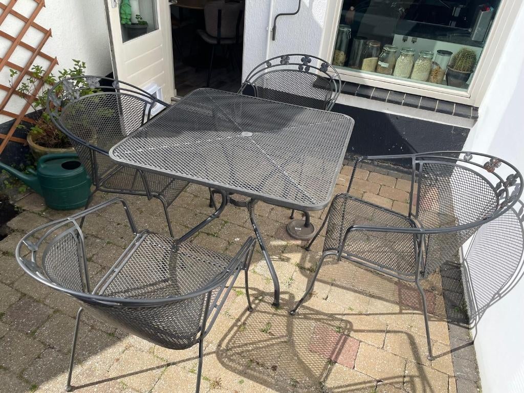 4x Tuinstoelen + Tafel, Ophalen, Gebruikt, Metaal, Stapelbaar