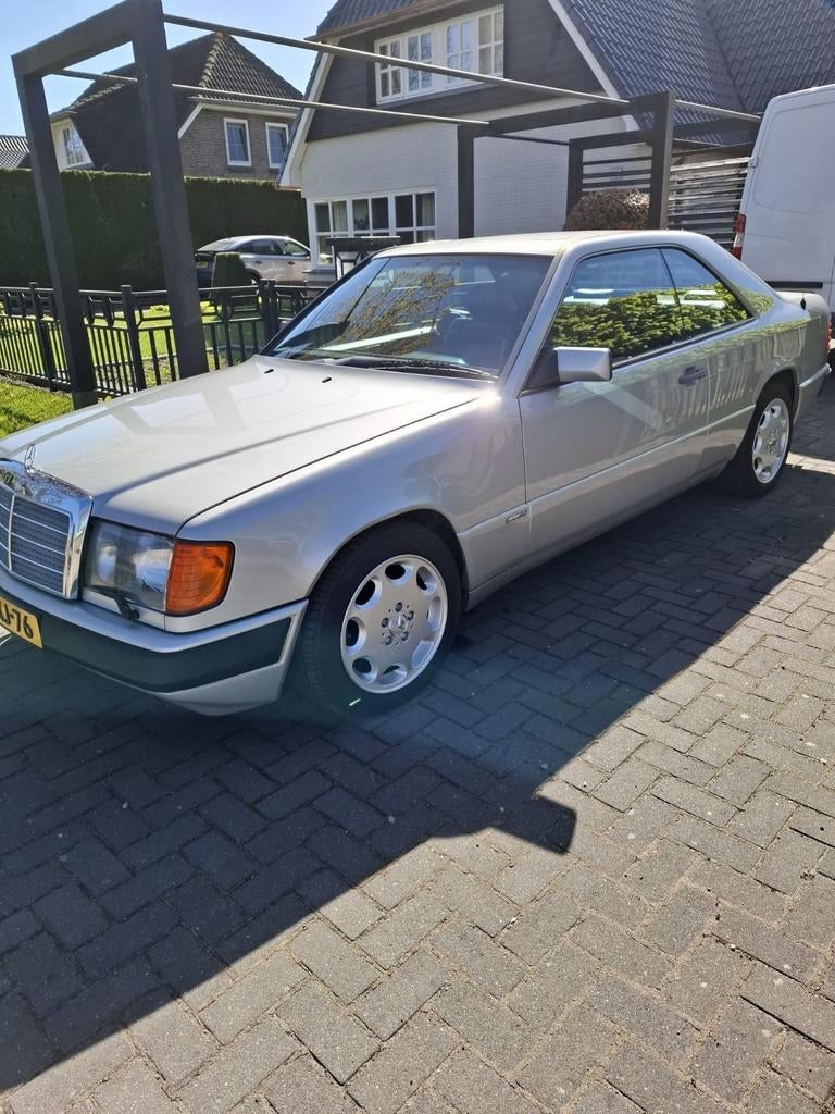 Mercedes-Benz 200-Serie 3.0 300 CE AUT K6 1988 Grijs, Automaat, Achterwielaandrijving, Zwart, Aangepast voor mindervaliden