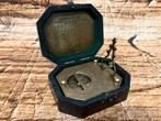 Sundial kompas in sierlijk kistje., Ophalen of Verzenden