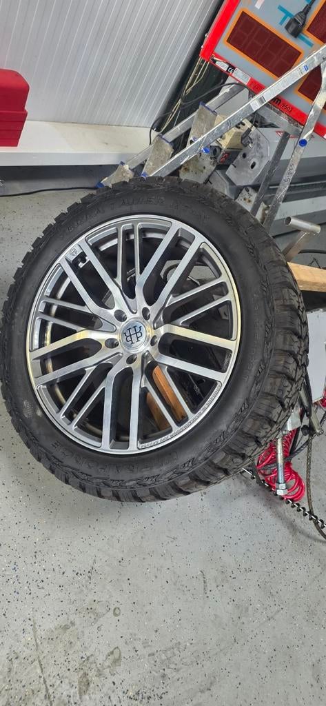 Banden 33x12.50R22LT als nieuw, Ophalen, Gebruikt, Overige maten, All Season