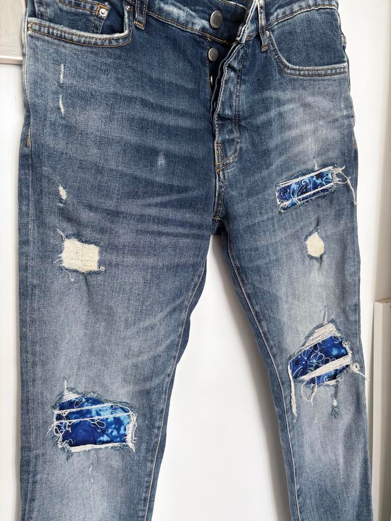 Amiri Jeans - Stijlvolle Designer Denim, Ophalen of Verzenden, Gedragen, Blauw, W32 (confectie 46) of kleiner