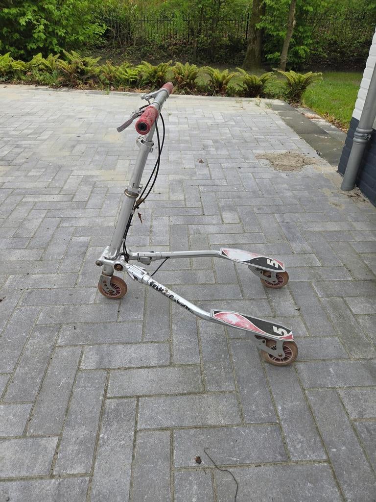 Trikke 5 F5 Carving Scooter - Uniek Rijplezier!, Ophalen, Gebruikt, Overige typen, Trikke