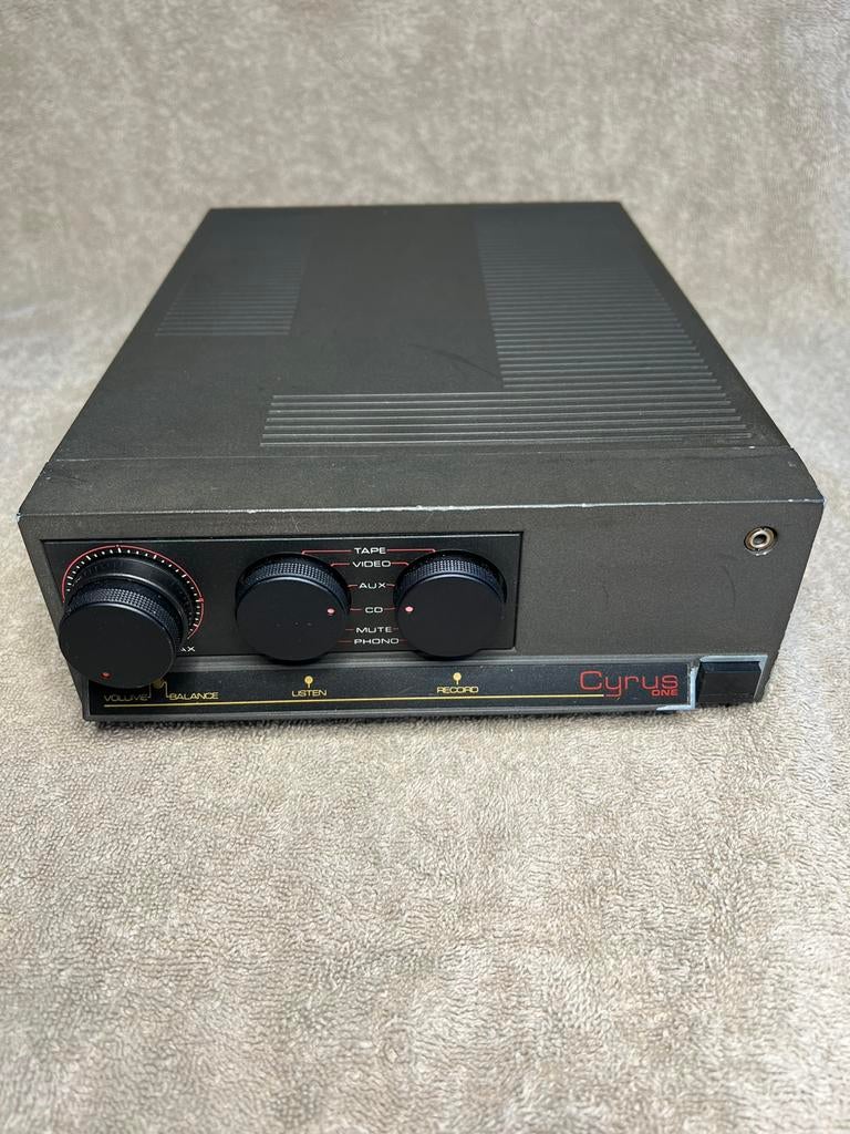 Cyrus One (gereviseerd), Overige merken, Ophalen of Verzenden, Zo goed als nieuw, Minder dan 60 watt
