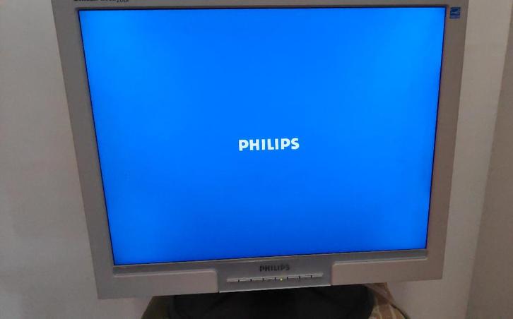 Philips Brilliance 200P7MG/00 monitor, Computers en Software, Monitoren, Gebruikt, 60 Hz of minder, DVI, VGA, In hoogte verstelbaar