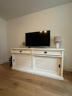 Wit landelijk dressoir kast massief hout, Huis en Inrichting, Kasten | Dressoirs, Ophalen, Gebruikt, 150 tot 200 cm, Met deur(en)