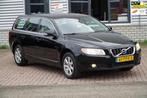 Volvo V70 2.0T Kinetic EERSTE EIGENAAR, Voorwielaandrijving, Euro 5, 4 cilinders, Zwart