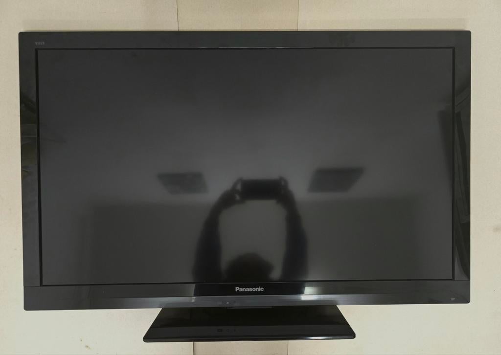 PANASONIC LED TELEVISIE 37 INCH. TV TX-L37E3 lcd hd smart, Audio, Tv en Foto, Televisies, Ophalen, Gebruikt, Panasonic