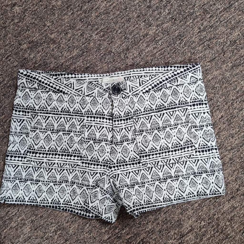 3: Zara girls kort broekje 164, Kinderen en Baby's, Kinderkleding | Maat 164, Broek, Gebruikt, Meisje, Ophalen of Verzenden