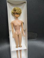VINTAGE BARBIE BUBBLECUT SIDE PART BLOND NM, Verzenden, Zo goed als nieuw, Fashion Doll