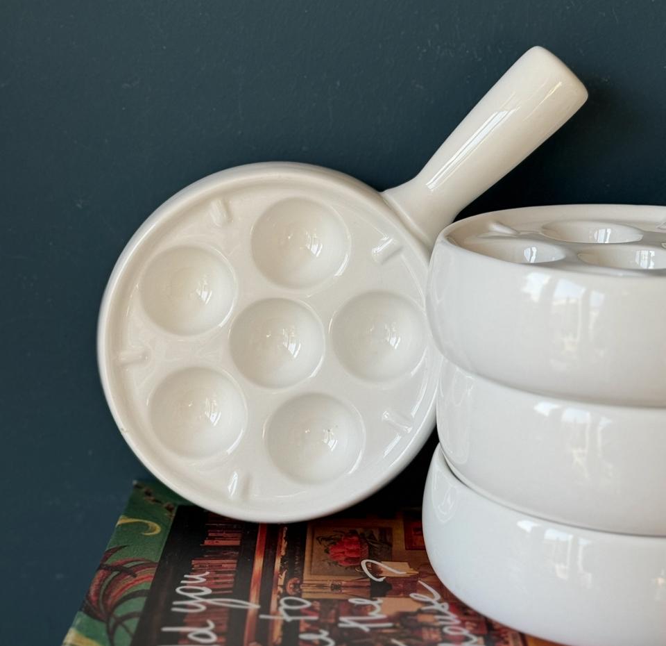 Set van 4 vintage Franse escargot bordjes pannetjes, Ophalen of Verzenden, Zo goed als nieuw, Overige materialen