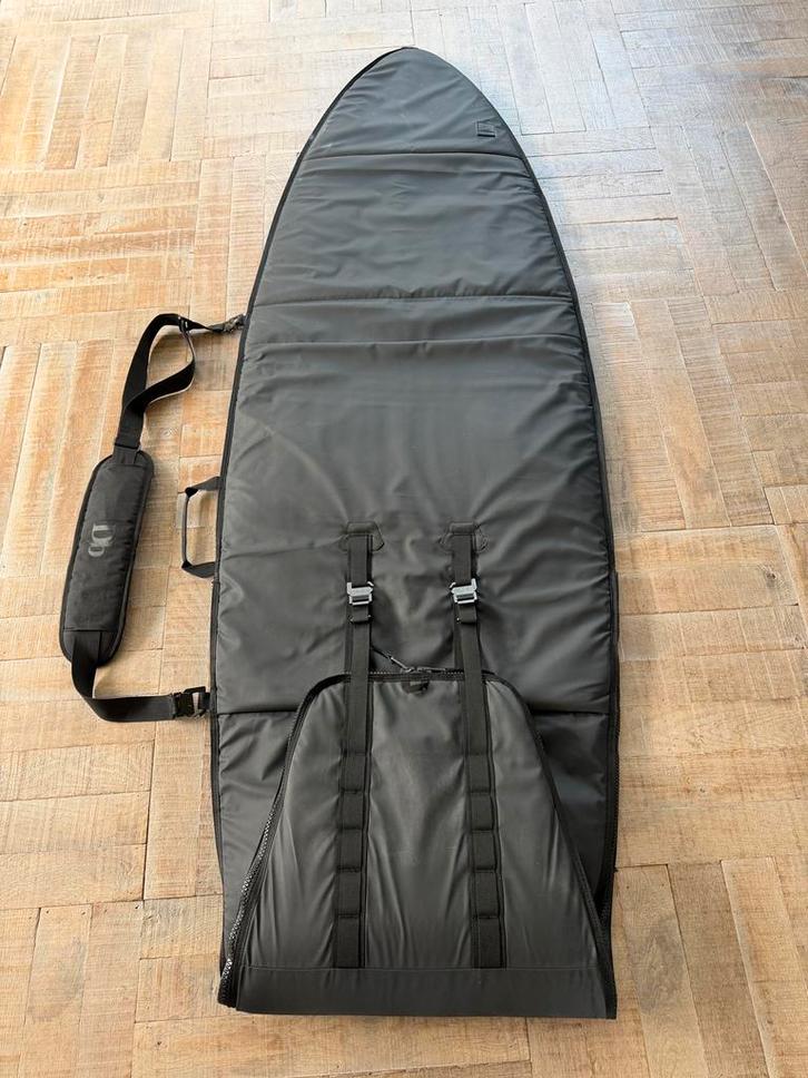 DB single surfboard bag 6’4 - 7’6, Watersport en Boten, Golfsurfen, Zo goed als nieuw, Overige typen, Ophalen of Verzenden