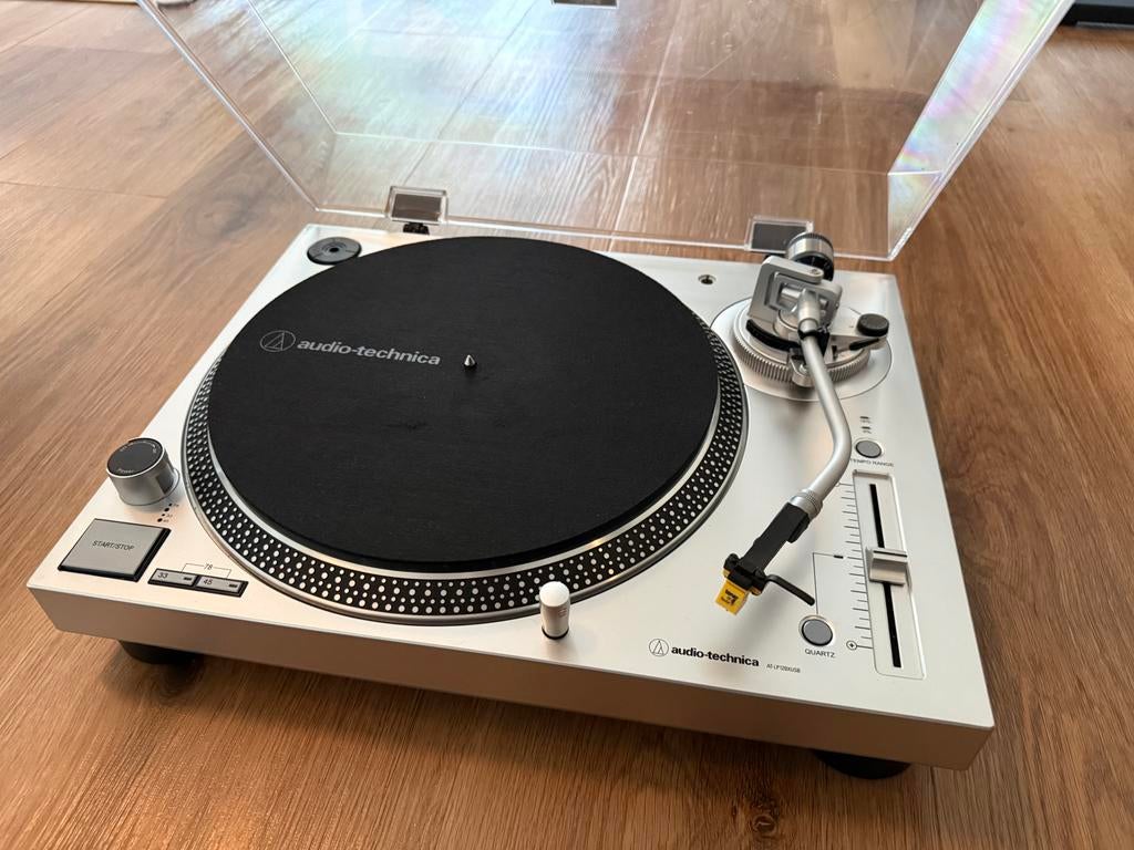 Audio-Technica AT-LP120X USB platenspeler – zeer nette staat, Ophalen of Verzenden, Zo goed als nieuw, Overige merken, Automatisch