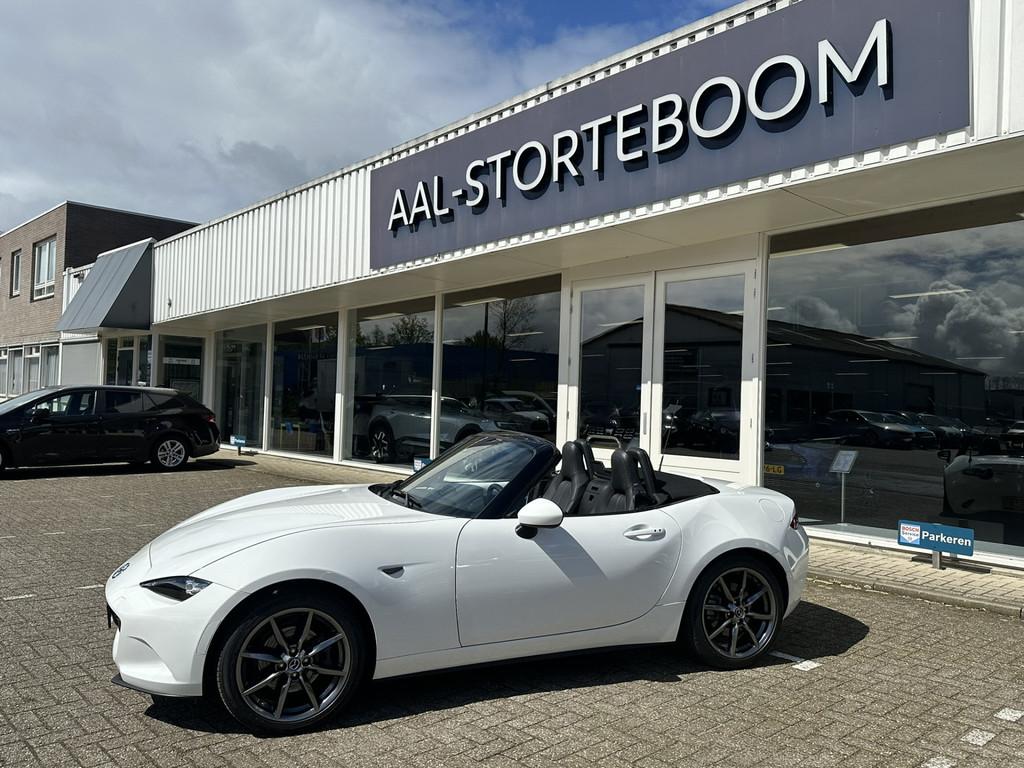 Mazda MX-5 2.0 GT-M | 160pk | Bi-Xenon | Leder | Stoelverwar, Auto's, Mazda, 4 cilinders, Cabriolet, Wit, Leder