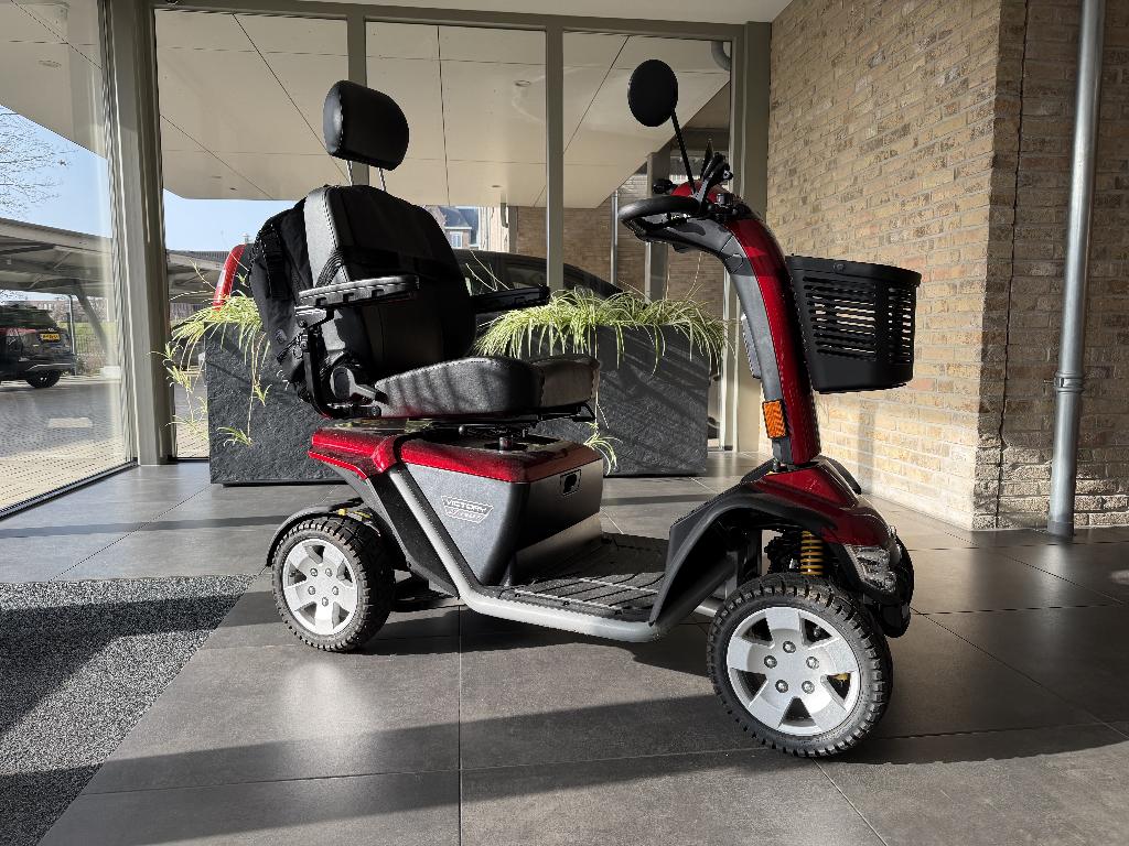 Scootmobiel Pride Victory XL 140 S Deluxe, Ophalen, Pride, Zo goed als nieuw, 16 km/u of meer