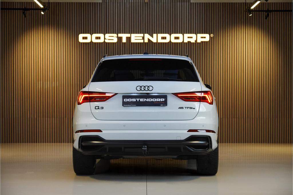 Audi Q3 45TFSIe/245pk S-Line|2022|20"Blackstyle|Trekhaak|Mat, Auto's, Audi, Gebruikt, Zwart, Wit, Hybride Elektrisch/Benzine