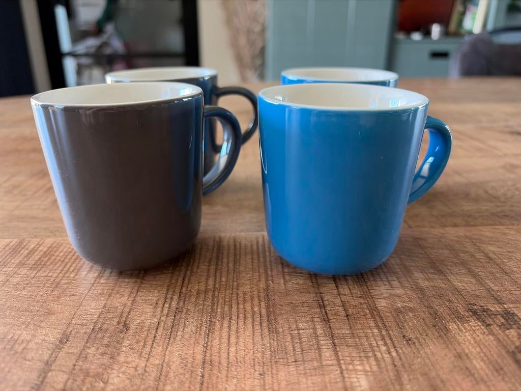 Vier espresso kopjes van de HEMA, Keramiek, Ophalen of Verzenden, Zo goed als nieuw, Effen