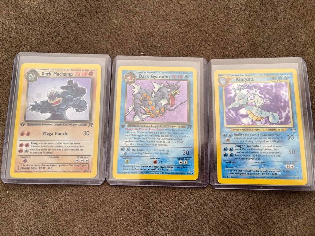Vintage Pokémonkaarten: Dark Machamp, Gyarados, Kingdra, Ophalen of Verzenden, Gebruikt, Meerdere kaarten, Foil