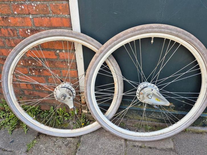 28 inch wielen set prijs per stuk/set (naafdynamo&nexus7), Fietsen en Brommers, Fietsonderdelen, Gebruikt, Wiel, Stadsfiets, Toerfiets