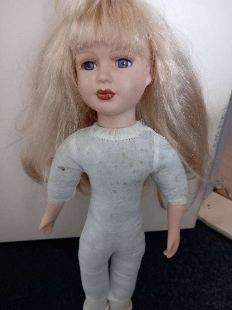 Antieke pop met blond haar, 40cm, Verzamelen, Poppen, Ophalen of Verzenden, Gebruikt, Pop