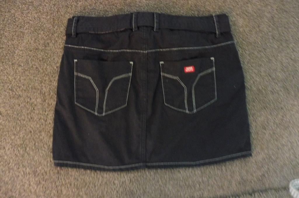 JEANS ROKJE EN SHIRT VAN GEISHA MAAT 176, Ophalen of Verzenden, Nieuw, Meisje, Setje