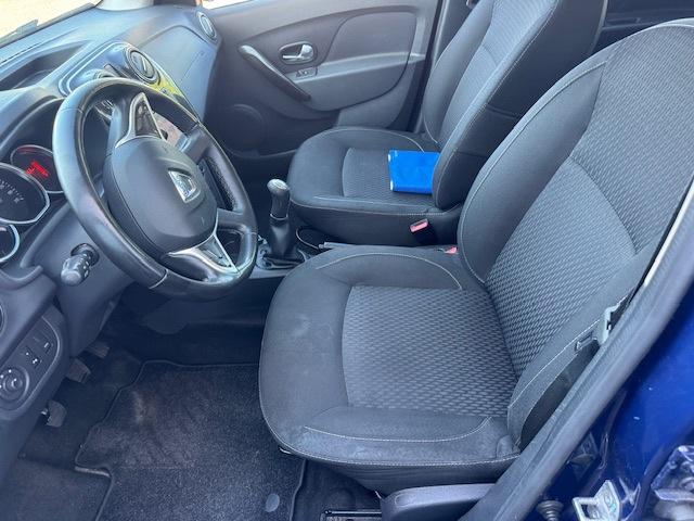 Dacia Logan MCV 1.5 dCi Laureate, '18, airco, cruise, camera, Auto's, Dacia, Voorwielaandrijving, Stof, Gebruikt, Blauw