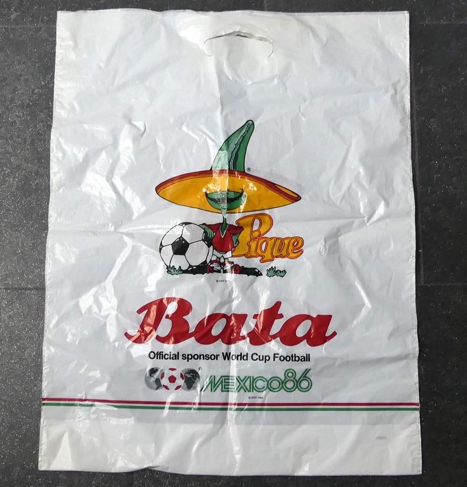 WK Mexico 86 WK plastic tas Bata voetbal 1986 Señor Pique, Verzamelen, Ophalen of Verzenden, Gebruikt, Buitenlandse clubs, Overige typen