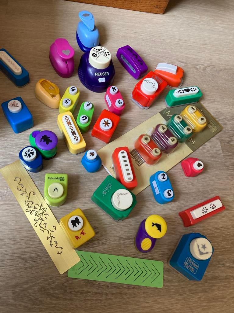 Diverse ponsjes gebruikt en nieuw, Hobby en Vrije tijd, Ophalen of Verzenden, Overige thema's, Pons of Mal