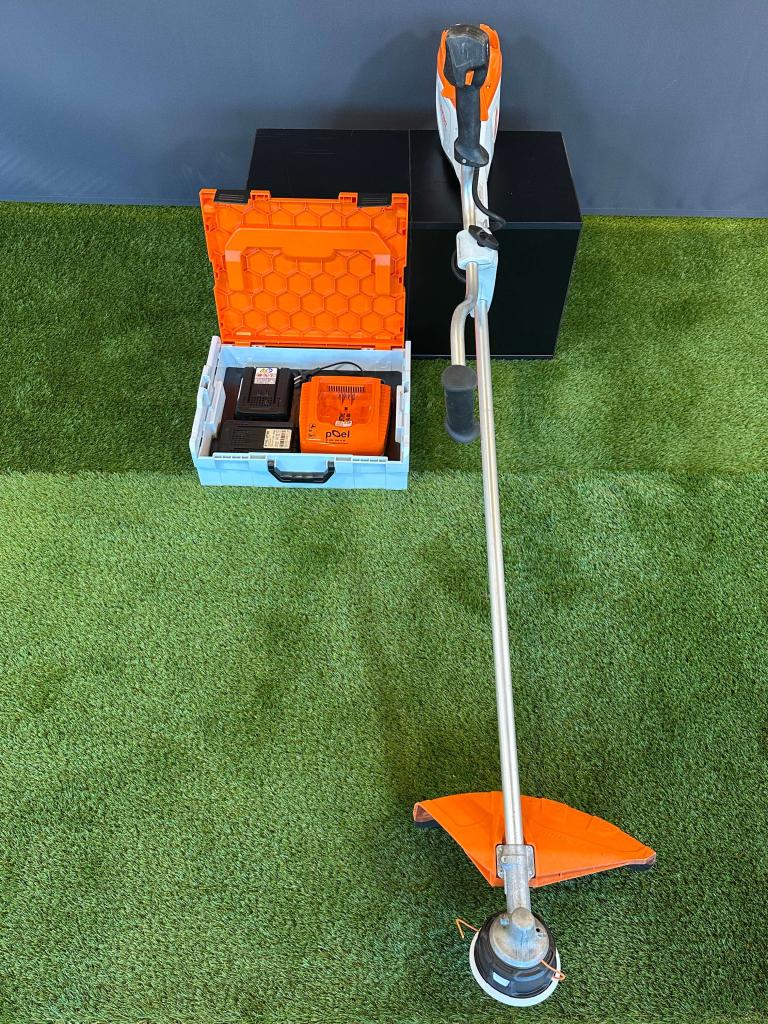 STIHL FSA 135 Bosmaaier - met garantie!, Doe-het-zelf en Verbouw, Gereedschap | Overige machines, Zo goed als nieuw, Ophalen of Verzenden