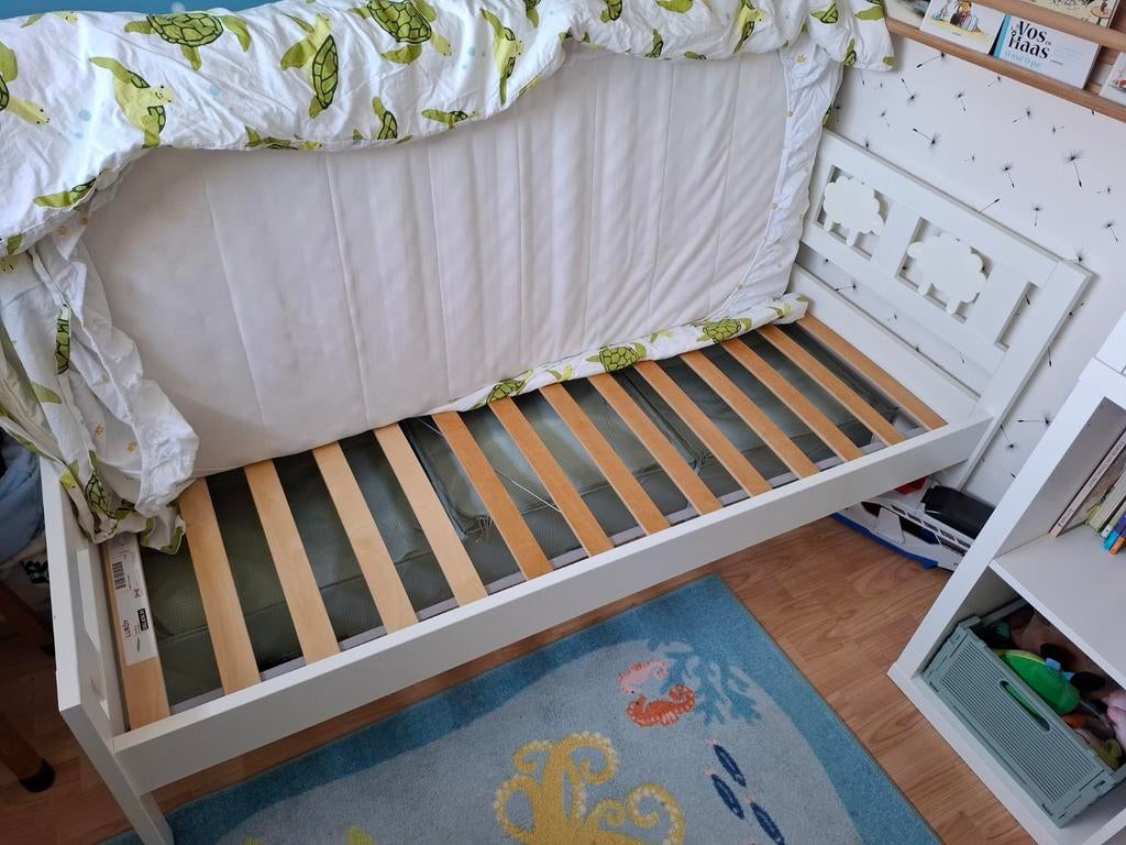 Peuterbed met matras en dekbed, 70 tot 85 cm, Zo goed als nieuw, Matras, 140 tot 160 cm