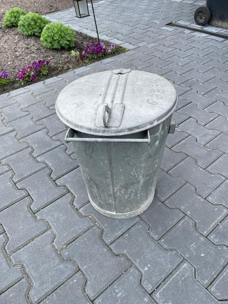 Zinken vuilnis-emmer / as-emmer Westerbork, Ophalen, Overige materialen, Grijs, Gebruikt