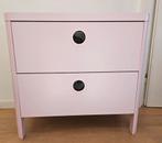 Leuke roze kast.

Ikea BUSUNGE. 2 lades.

Rotterdam, Ophalen, Gebruikt
