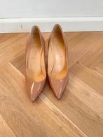 Christian Louboutin So Kate Pumps – 39,5, Kleding | Dames, Schoenen, Ophalen of Verzenden, Zo goed als nieuw, Beige