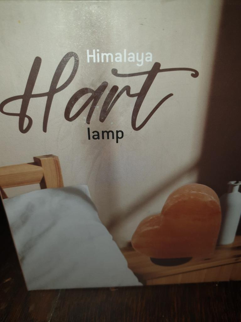 Hymalaya hart zoutlamp in doos nog nieuw, Huis en Inrichting, Lampen | Tafellampen, Ophalen, Nieuw, Minder dan 50 cm