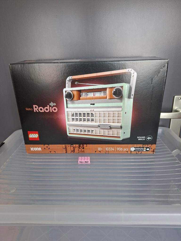 Nieuw LEGO Icons 10334 Retro Radio - Ongeopend/Sealed, Lego, Nieuw, Ophalen of Verzenden, Icons