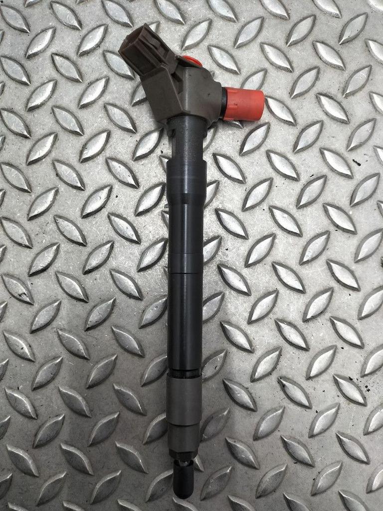 MAZDA CX-5 BRANDSTOF INJECTOR / VERSTUIVER SH0113H50 2014, Ophalen of Verzenden, Gebruikt, Stiba lid