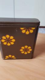 Metalen vintage wandkastje van vermoedelijk Brabantia., Ophalen of Verzenden