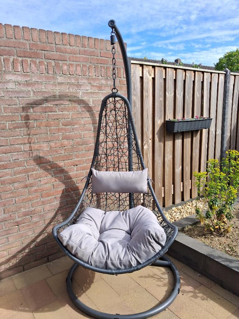 Hangstoel, Ophalen, Zo goed als nieuw, Metaal