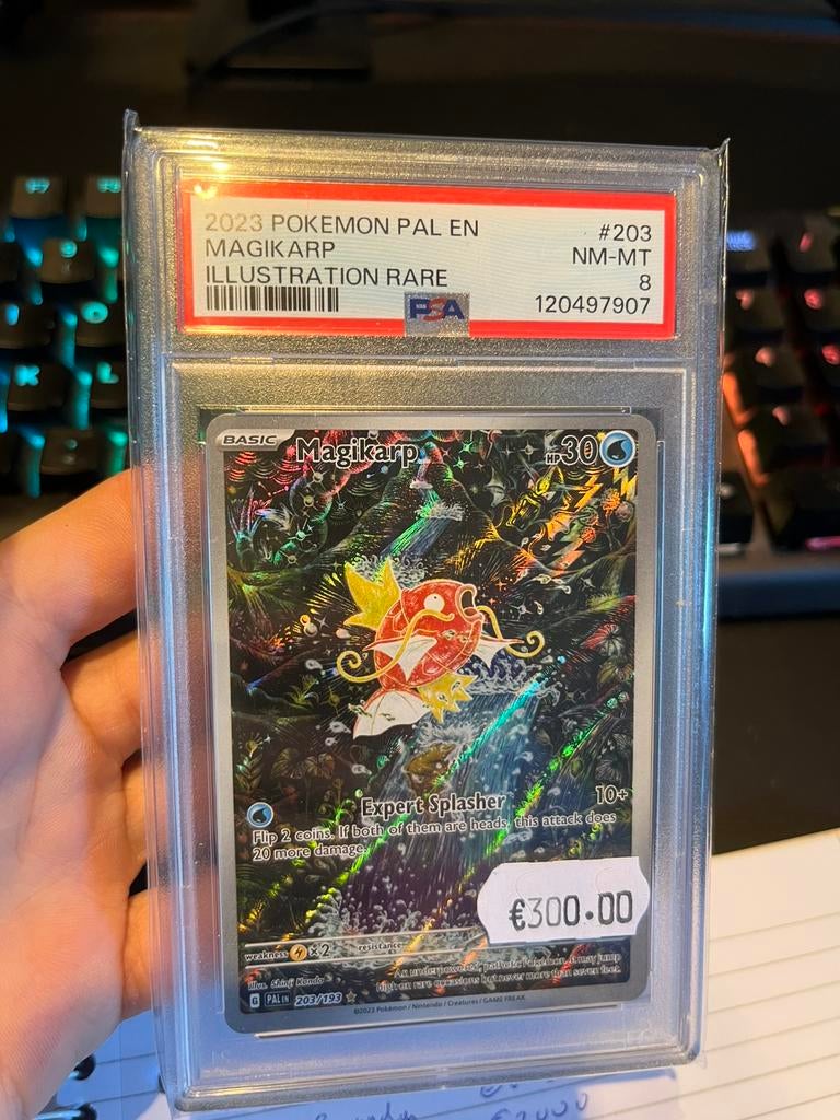 Magikarp PAL 203 PSA 8, Hobby en Vrije tijd, Verzamelkaartspellen | Pokémon, Ophalen of Verzenden, Zo goed als nieuw