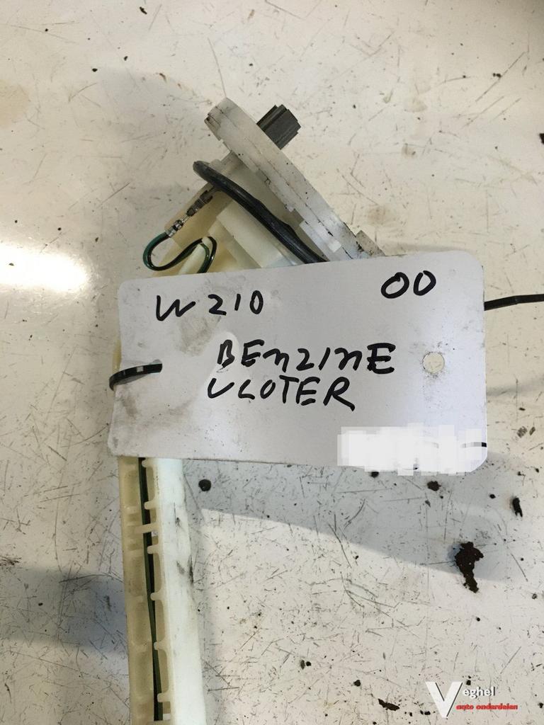Mercedes W210 240 Benzine 2000 Tankvlotter