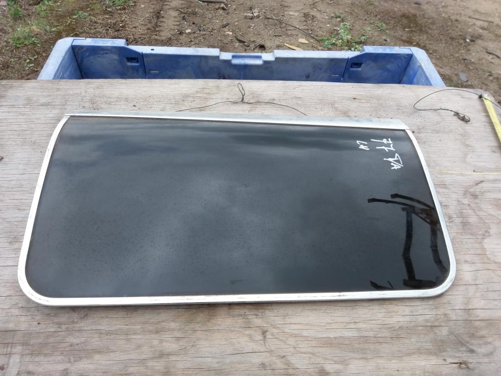 Camaro-Firebird 76-78 Hurst style t-tops, t-roof panels, Gebruikt, Info@gm.com, Ophalen of Verzenden, P.O. BOX 33170 Detroit, MI 48232-5170