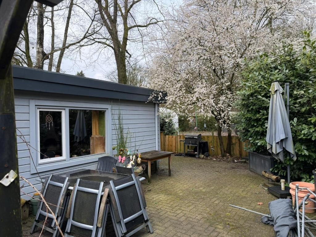 Te koop chalet / vakantiehuisje op vakantiepark Heumens bos., In bos, Recreatiepark, Gelderland en Veluwe, Wasmachine